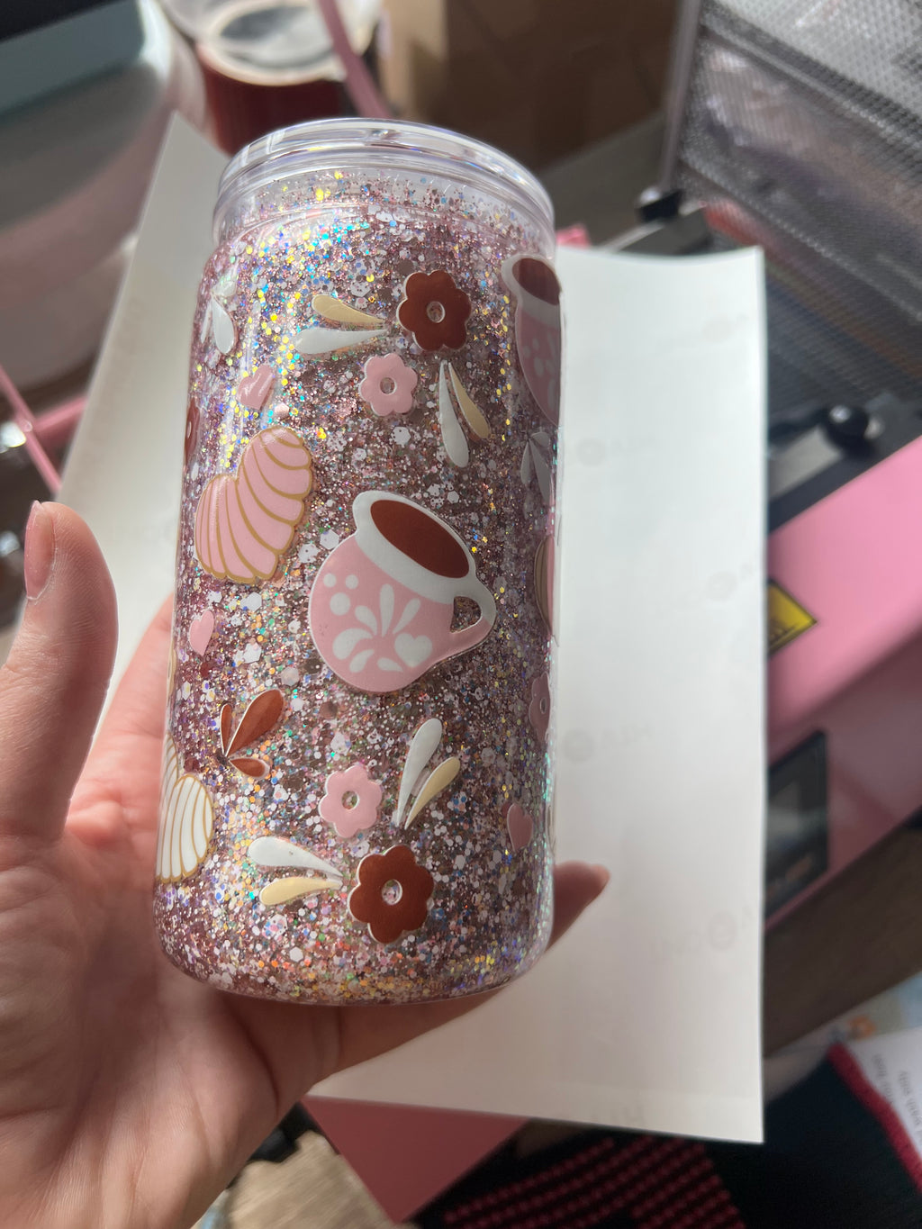 Glitter snow globe