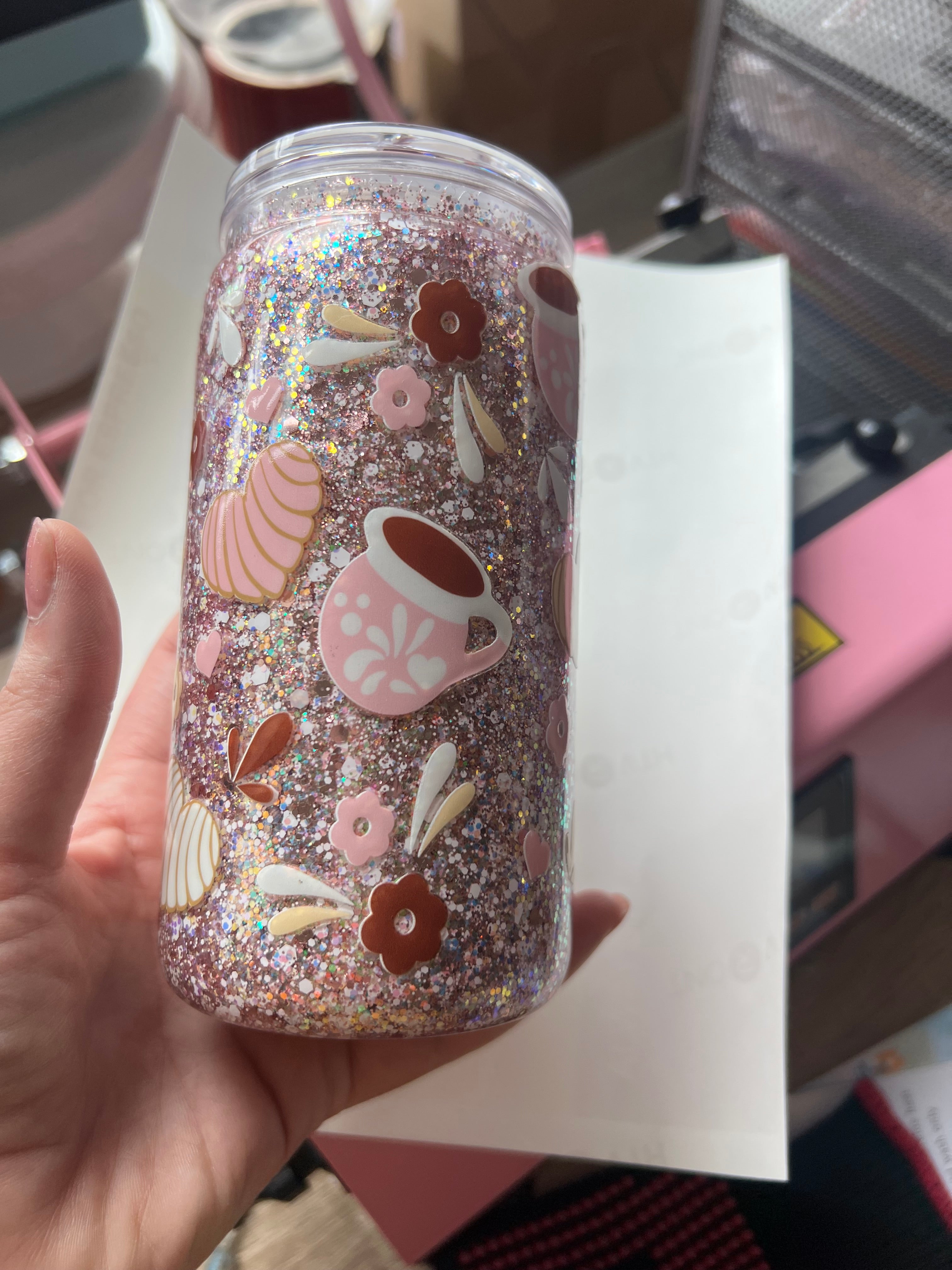 Glitter snow globe